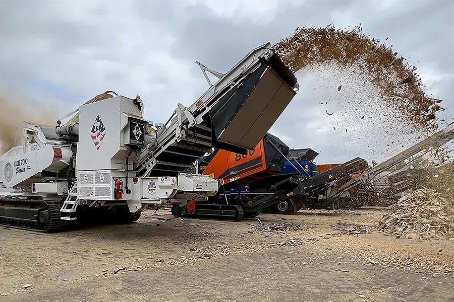 Grootste horizontale grinder ter wereld maakt in België van afval weer grondstof